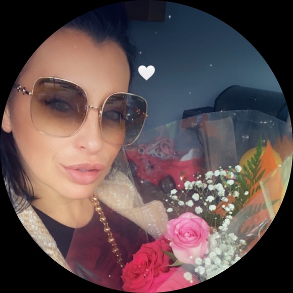 leona_davis1